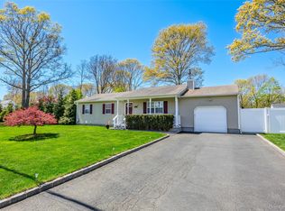 405 Puritan Drive, Yaphank, NY 11967