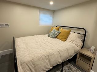 4298 W 11th Ave, Vancouver, BC V6R2L7