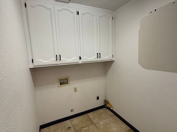 4th image of 1031 N Crenshaw St