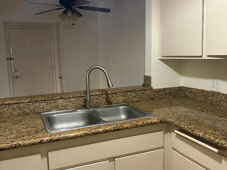 7948 Mission Center Ct #D — Photo 5