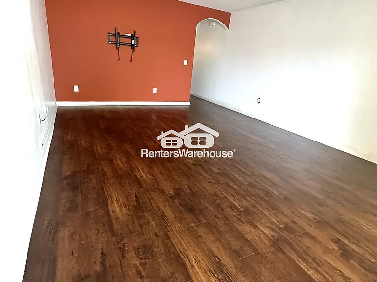 10943 Keys Gate Dr — Photo 10