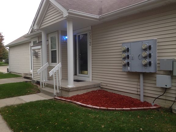 2nd image of 2572 NW Heritage Ave