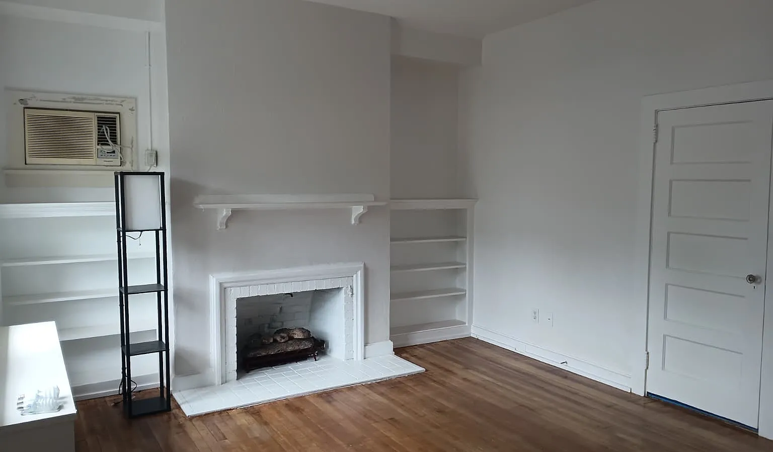 2 bed, $3,100 — Photo 1