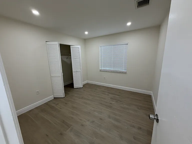 17133 SW 146th Ct — Photo 4