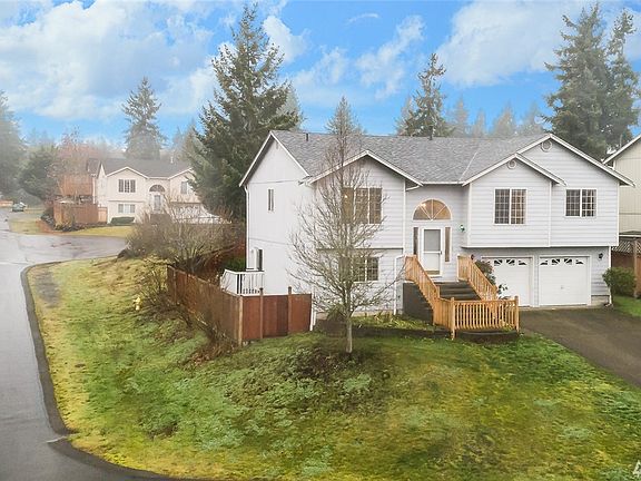 2nd image of 18718 83rd Avenue Ct E