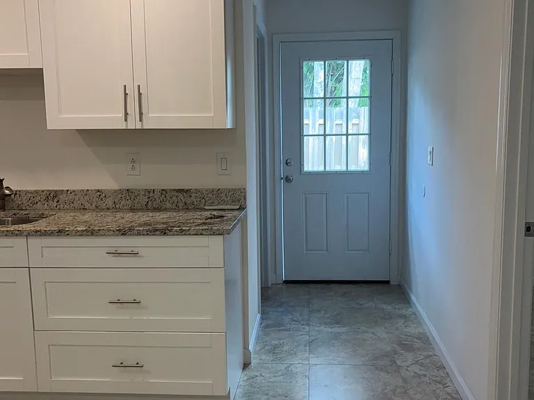 La Brad Ln — Photo 8