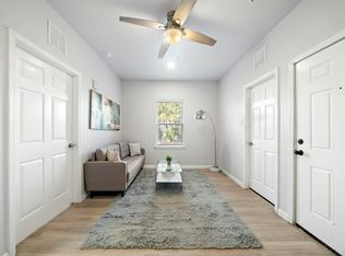 808 Sealy Ave #E, Galveston, TX 77550