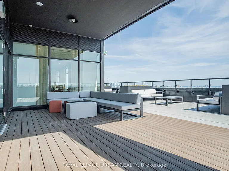 1660 Bloor St W #913 — Photo 29