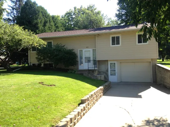 604 Polk St, Lancaster, WI 53813