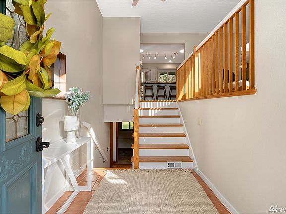 2nd image of 7820 220th Ave NE