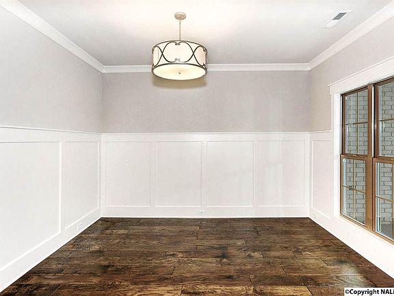 5th image of 18 Cobbs Cove Way