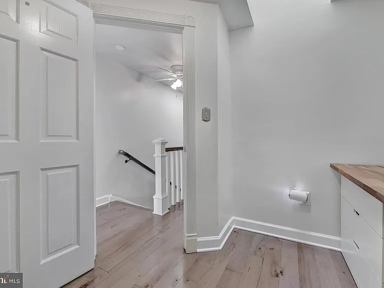 639 20th St NE — Photo 10