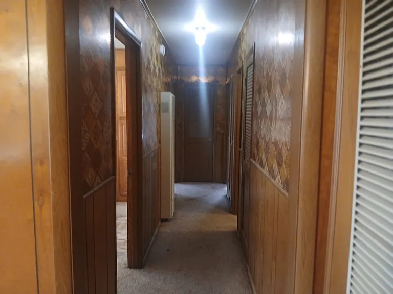 2413 Poplar St — Photo 9