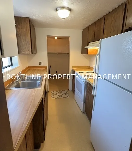 1115 N Mitchell St — Photo 5
