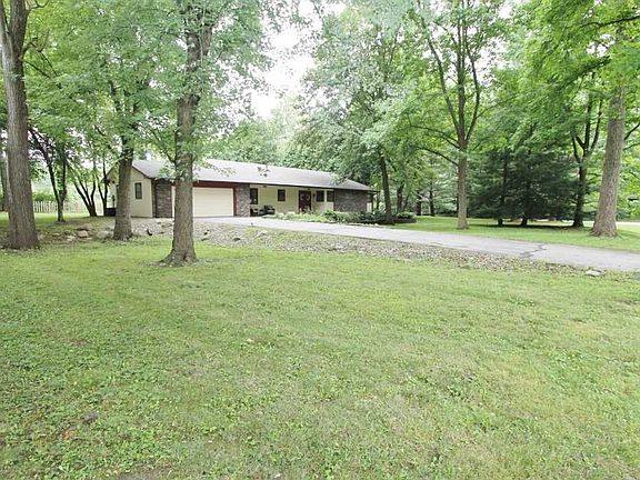 2nd image of 3511 Pine Needle Pl