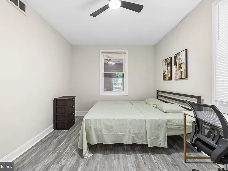 815 Malcolm X Ave SE #2 — Photo 11