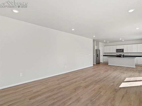 4th image of 10208 Hartwood Dr