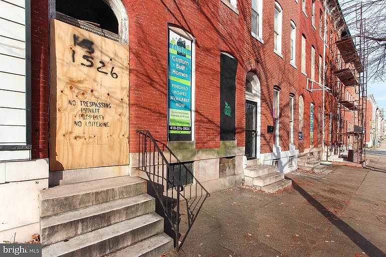 2nd image of 1526 N Caroline St