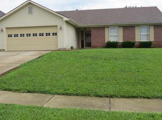 2050 W Autumn Ln, Columbus, IN 47201