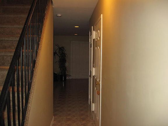 2nd image of 19 Eden Ct