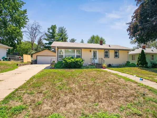 2176 Mesabi Ave, North Saint Paul, MN 55109