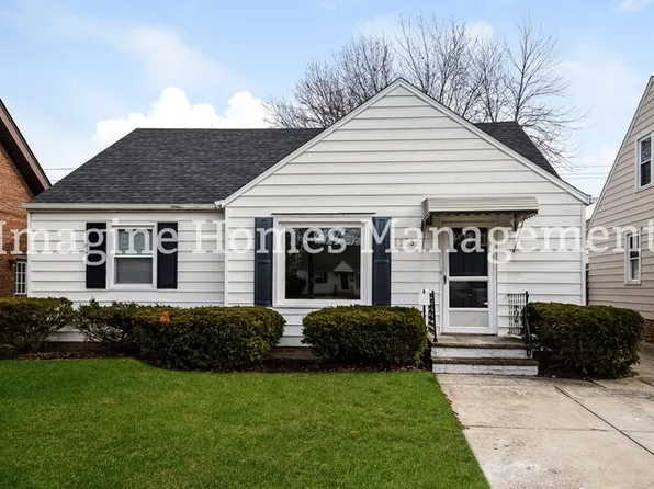 4143 W 210th St, Fairview Park, OH 44126
