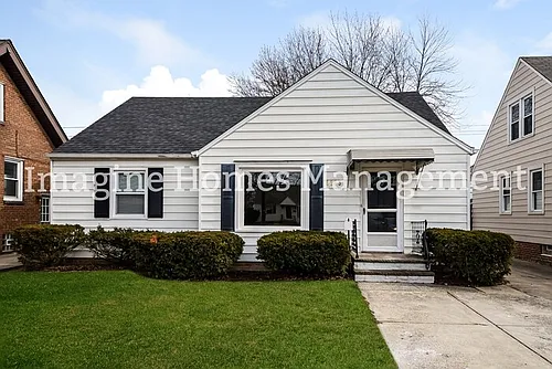 4143 W 210th St Photo 1