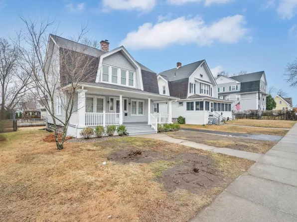 291 Park St, West Springfield, MA 01089