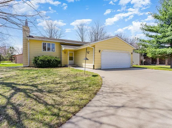 706 Forest Green Cir, New Prague, MN 56071