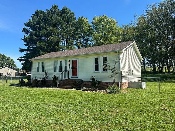 2nd image of 3925 Beasleys Bend Rd