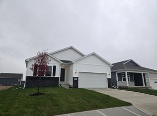 12607 S 205th St, Gretna, NE 68028