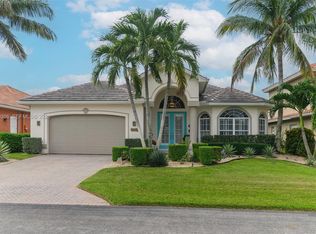 14610 Laguna Dr, Fort Myers, FL 33908