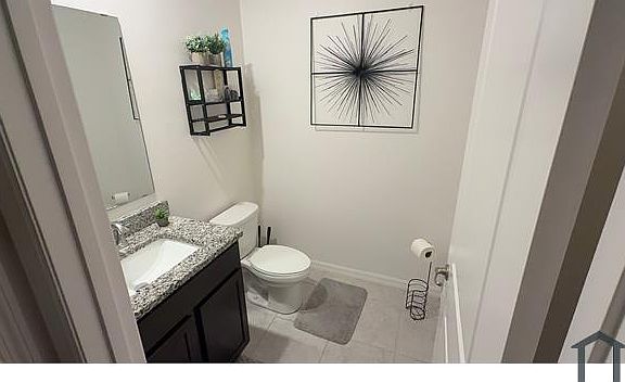 3rd image of 1557 SW Dycus Ave