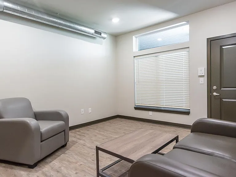 G3 Apartments — Photo 24
