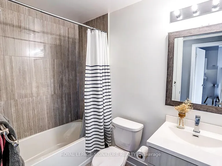 201 Pine Grove Rd #426 — Photo 25