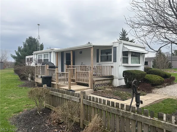 243 Park Ave, New London, OH 44851