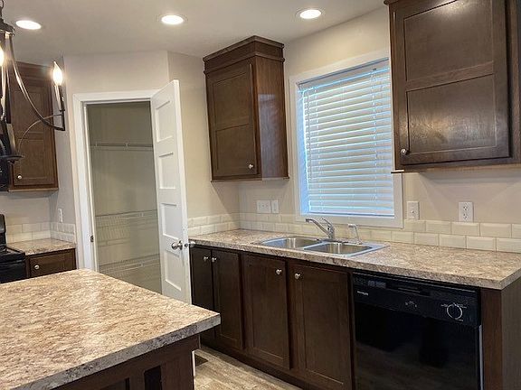 5th image of 225 Pebble Creek Dr #282