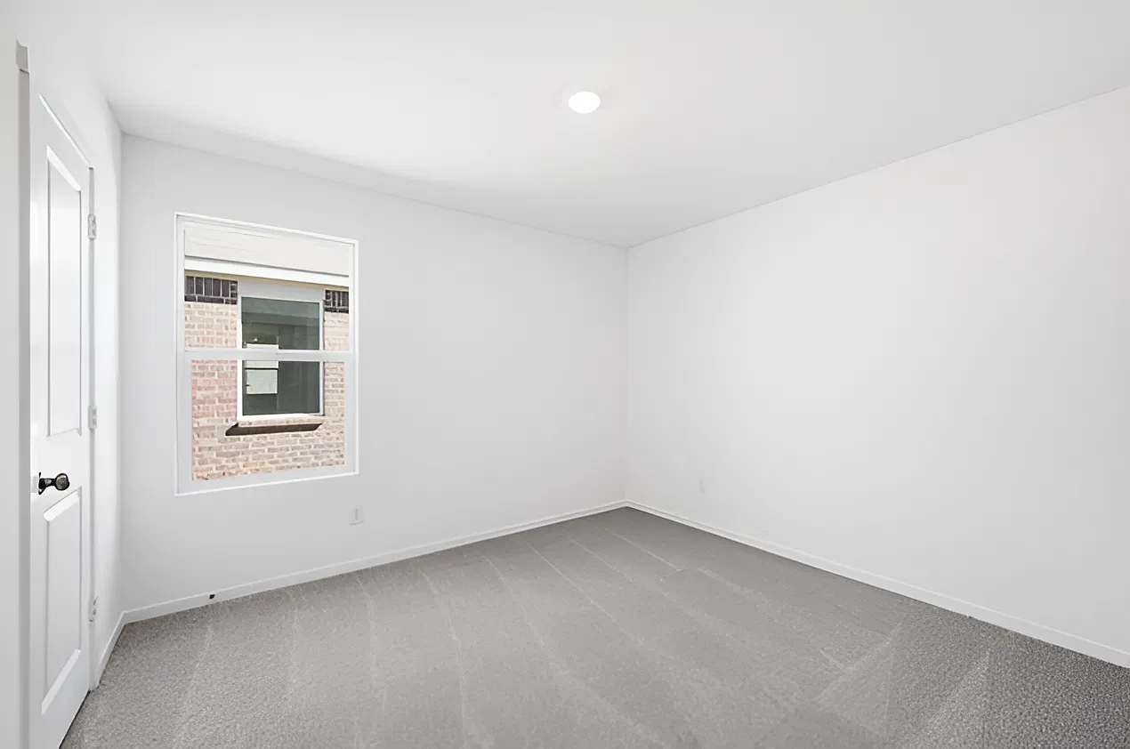 3 bed, 1451 sqft, $1,745 — Photo 3