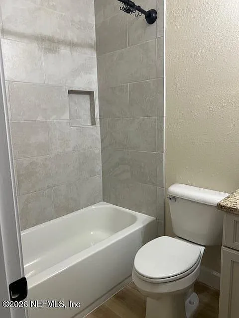 2 bed, 2.0 bath, 1200 sqft, $1,400 — Photo 4