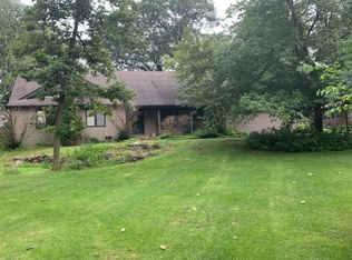 3873 Silver Fox Dr, Belvidere, IL 61008
