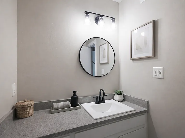 Hampton Hall | Comfort, Convenience, & Community All In One — Photo 328