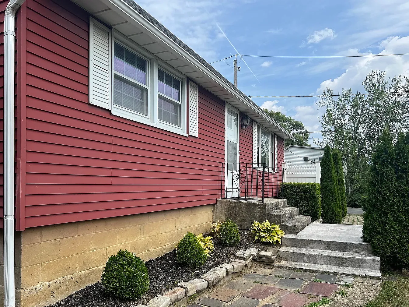 4 bed, 1700 sqft, $3,000 — Photo 3