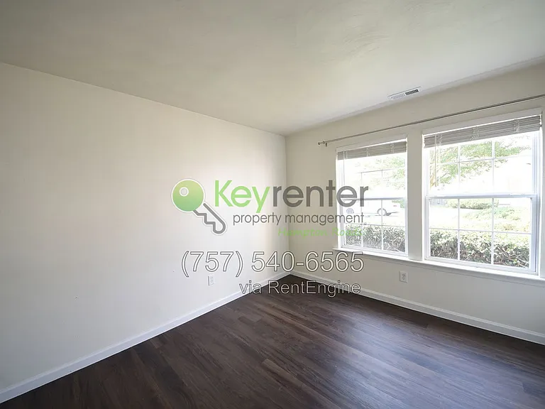1109 Lady Ashley Dr — Photo 33