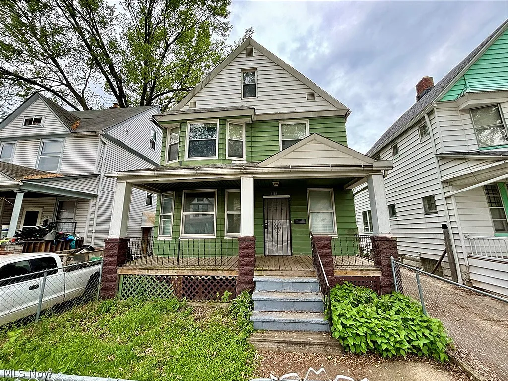3154 W 82nd St photo 1