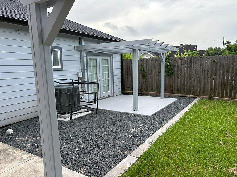 3234 Berry St — Photo 35