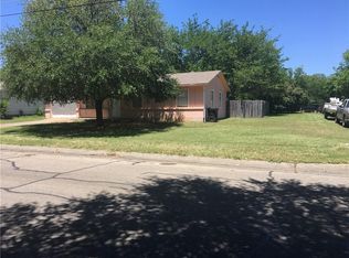 1014 Williams Ave, Cleburne, TX 76033