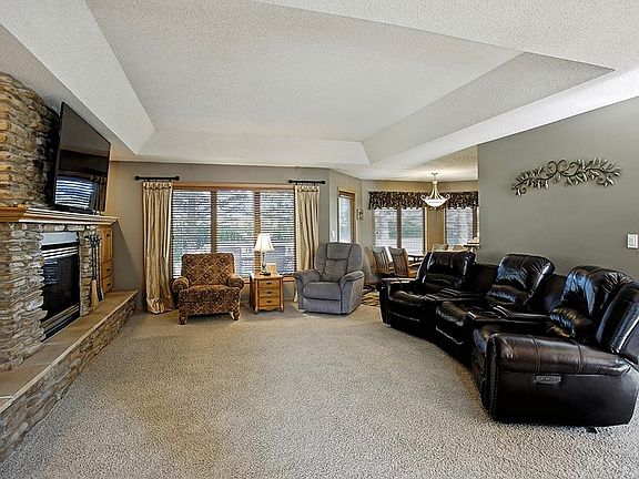3rd image of 1600 Patriot Dr