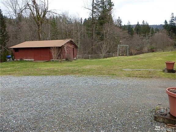 2nd image of 25714 SE 164th St