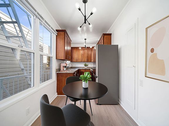 2nd image of 1371 Jackson St #203
