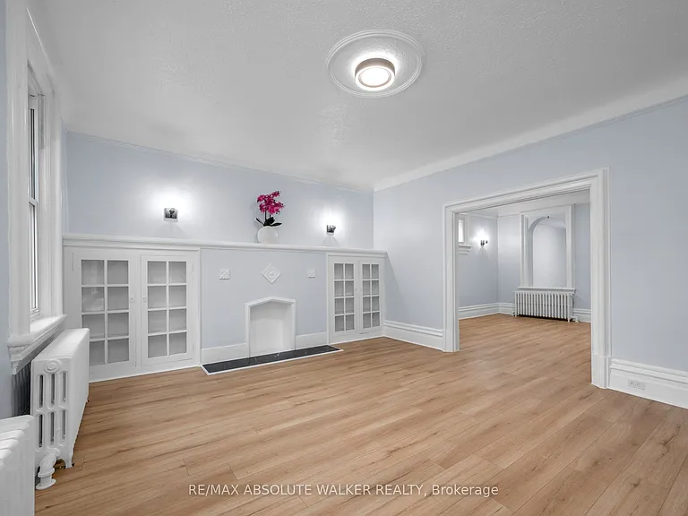 31 Crichton St #A — Photo 7